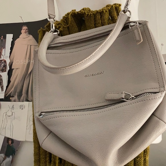 Givenchy Handbags - Givenchy Pandora Bag